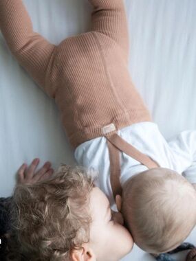 GUC Silly Silas Pale peach Knit Footed tights with Straps